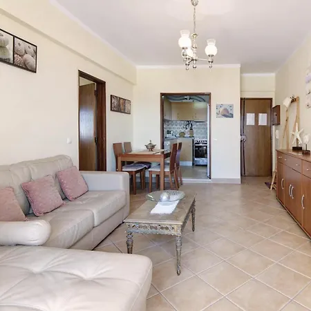 Apartmán Vip T2 Beachfront With Garage